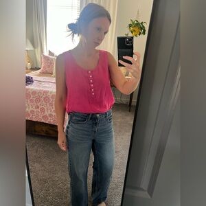 100% Linen tank top by Jones New York. Size Small. Hot pink.